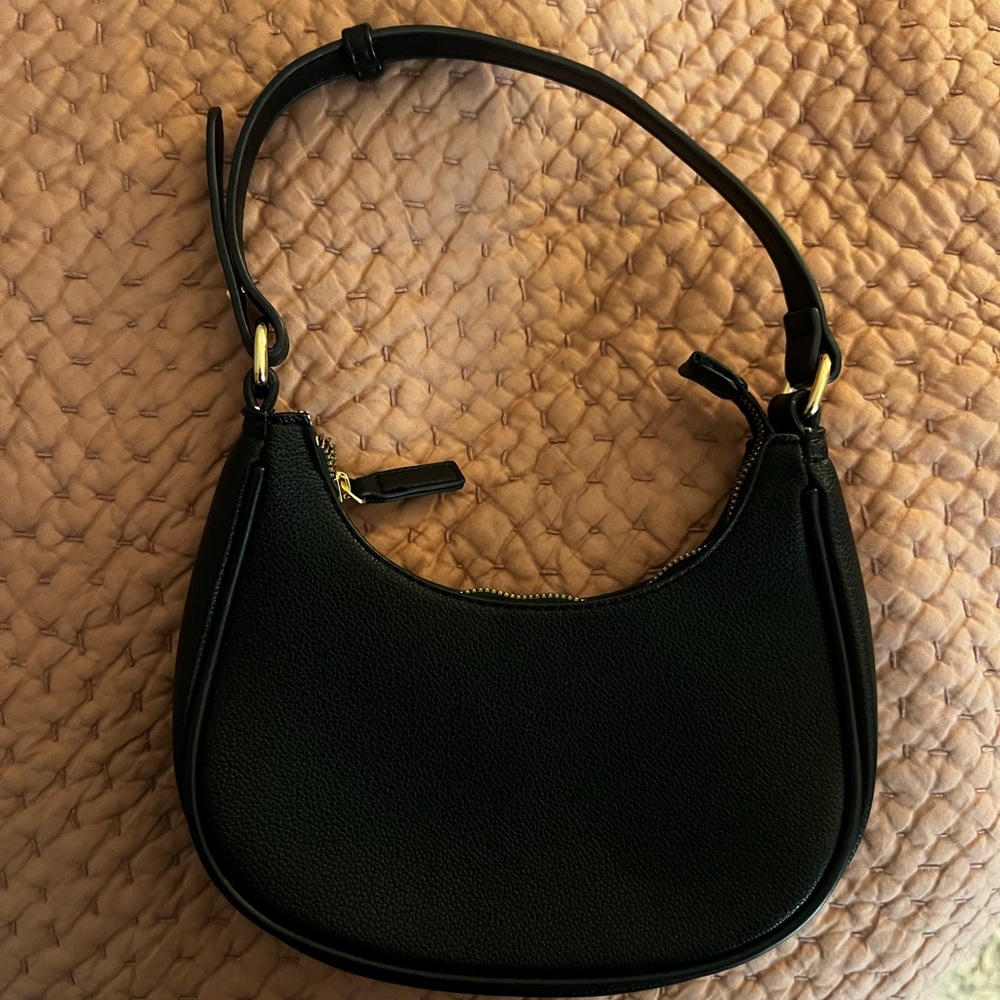 Elegant Black Women's Bag